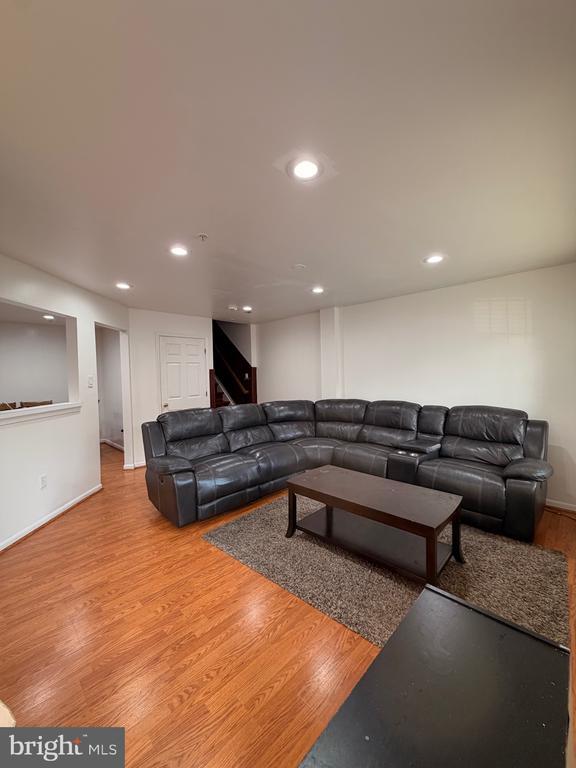Building Photo - 5707 Duke Ct