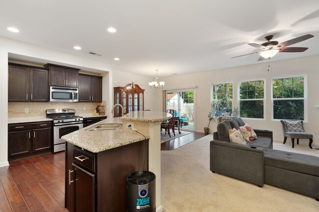 Photo - 2231 Tanners Mill Dr