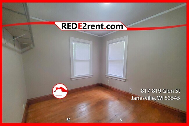 Photo - 817 Glen St