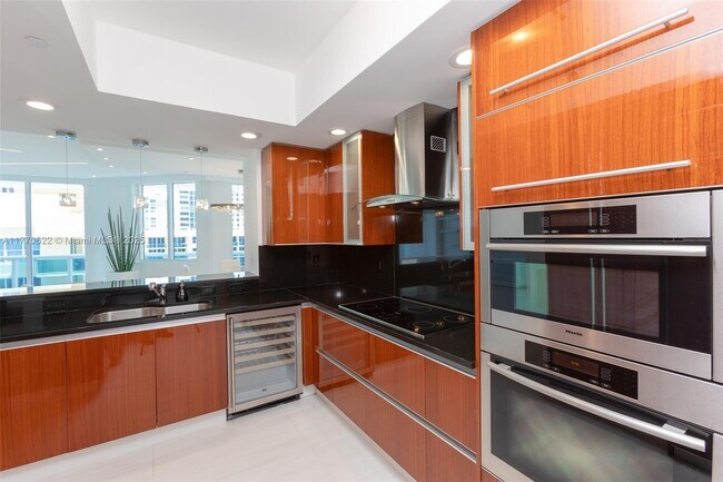Photo - 2711 S Ocean Dr Unit 1601