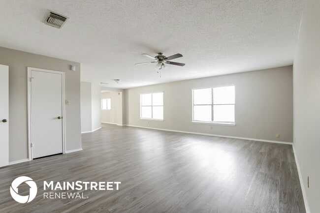 Photo - 6303 Beech Trail Dr