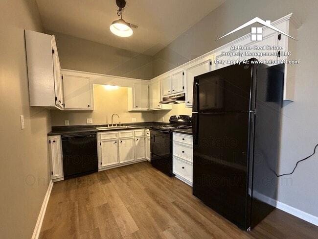 Photo - 13 W 5th St Unit 13-B West 5th Street