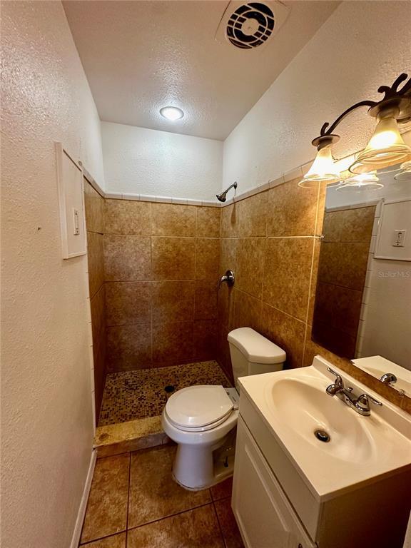 Photo - 7600 Ravenna Ave