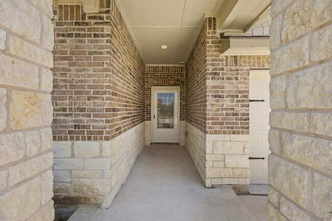 Photo - 144 Onna St