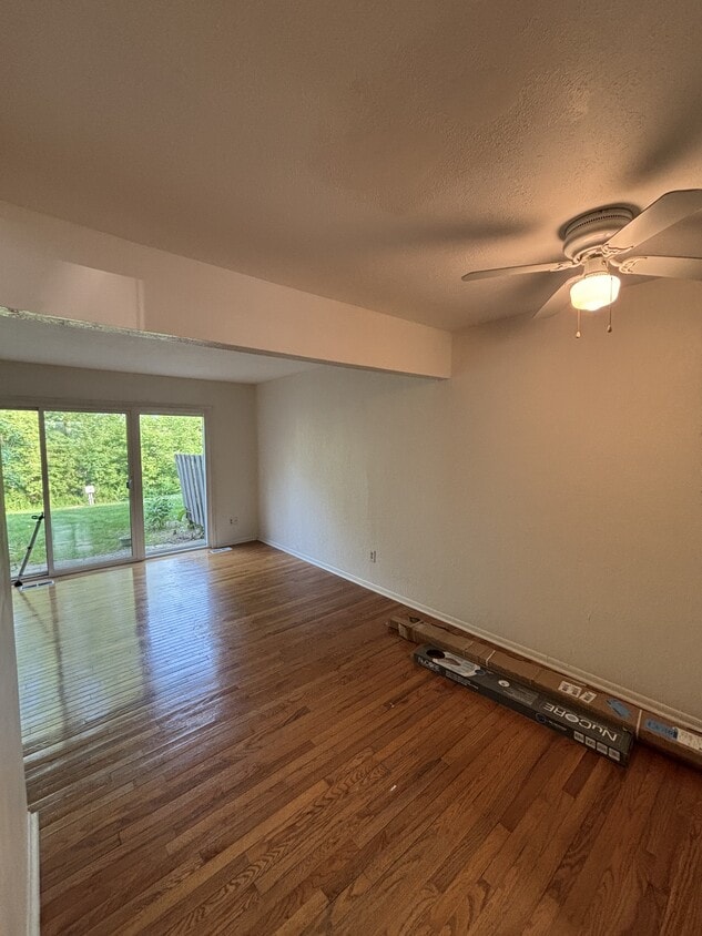 Photo - 1752 Maple Ridge Rd (Haslett, MI)