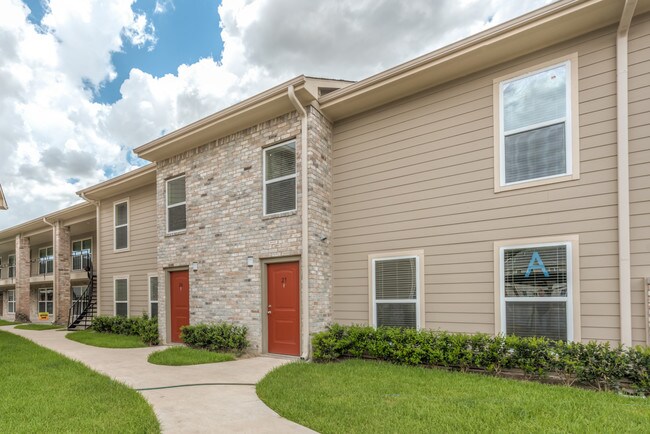 Photo - Gracie Square