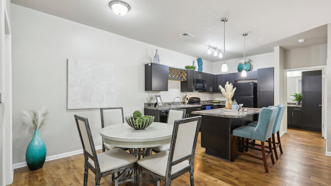 Photo - Springs At McDonough Apartments