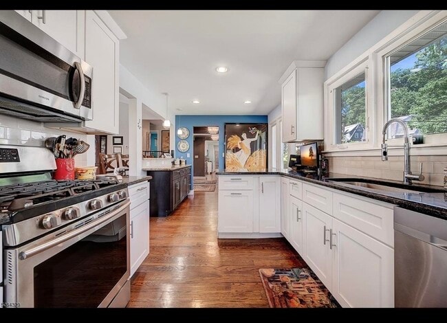 Photo - 4 Undercliff Terrace