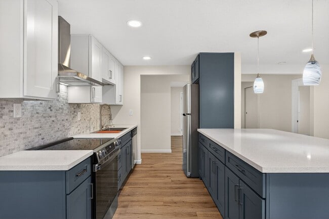 Photo - Updated 4BD Lake Oswego Home - Prime Location