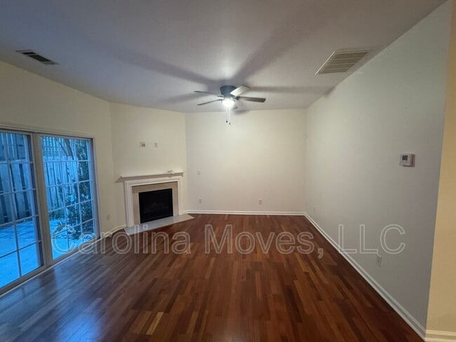 Photo - 121 Pine Walk Dr