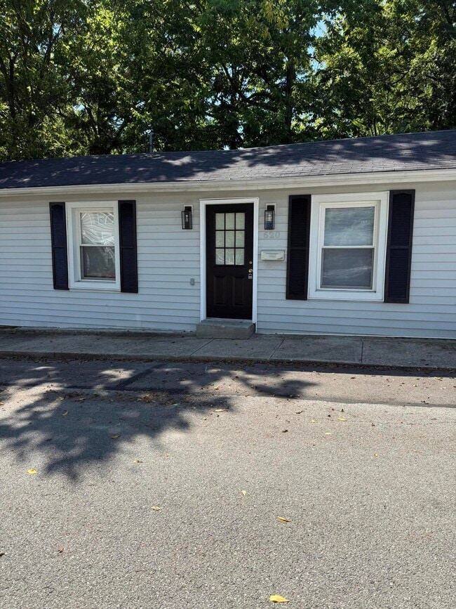 Building Photo - 620 Locust St