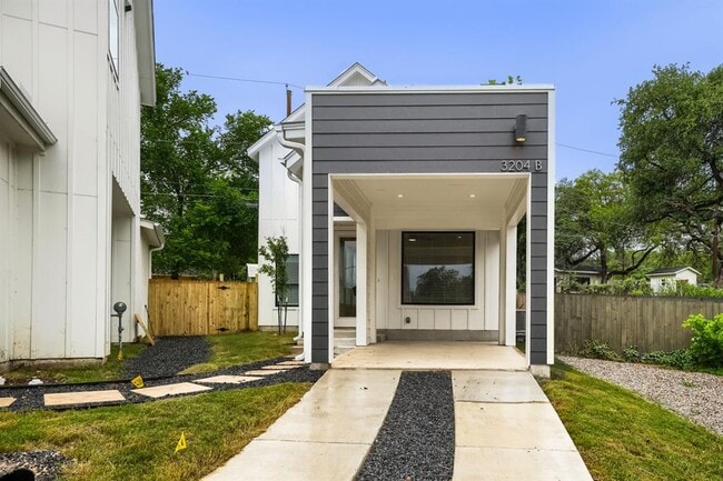 Photo - 3204 Overcup Oak Dr Unit B