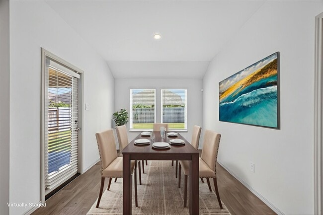 Photo - 9721 Chelsea St