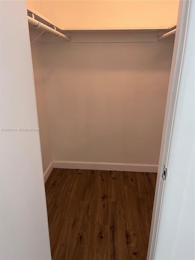 Photo - 1505 Crescent Cir Unit B21