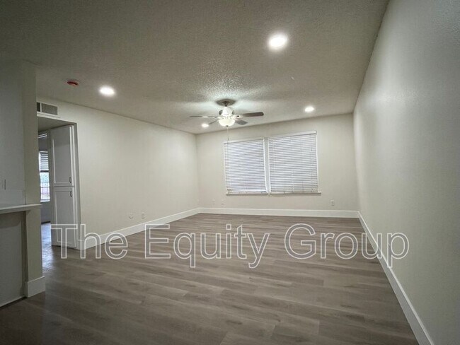 Photo - 3537 W Campus Ave.