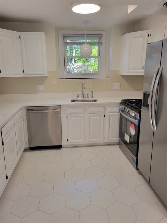 Photo - 150 Essex St Apartment