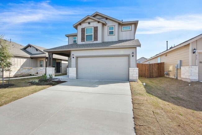 Photo - Inviting 4BD/3BA Rental Home with Walk-In Closet & Big Yard