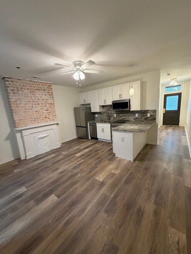 Photo - 3 S Vine St Unit Renovated 2BR in the Fan – In- Laundry