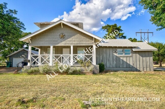 Building Photo - 801 NW 90th St