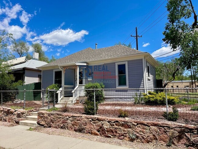 Building Photo - 902 W Cucharras St Rental