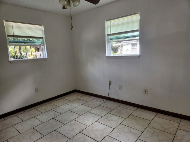 Photo - 11417 Jefferson Hwy