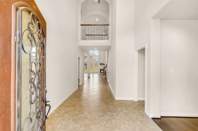 Photo - 27906 Colonial Point Dr