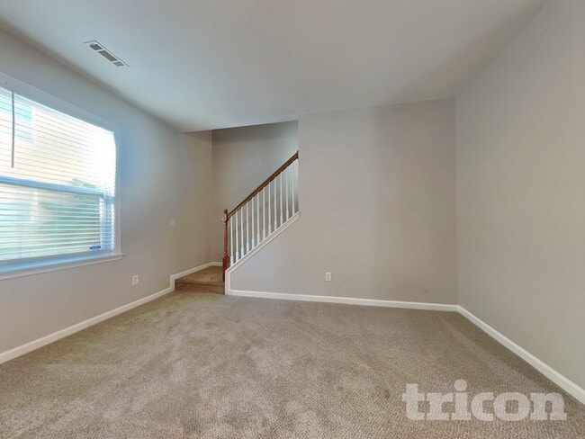 Photo - 8953 Crestview Cir