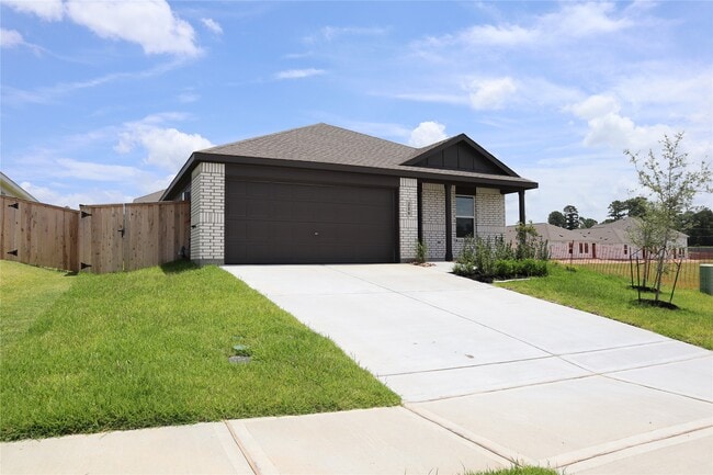 Photo - 216 Lantana Ln