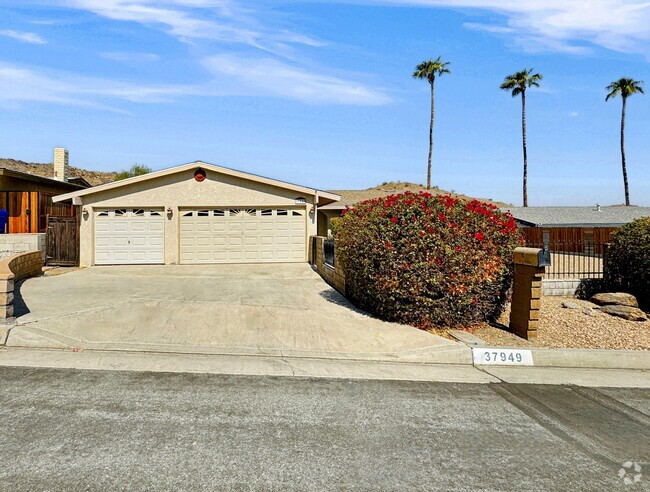 Building Photo - 37949 Mountain Shadow Ln Rental