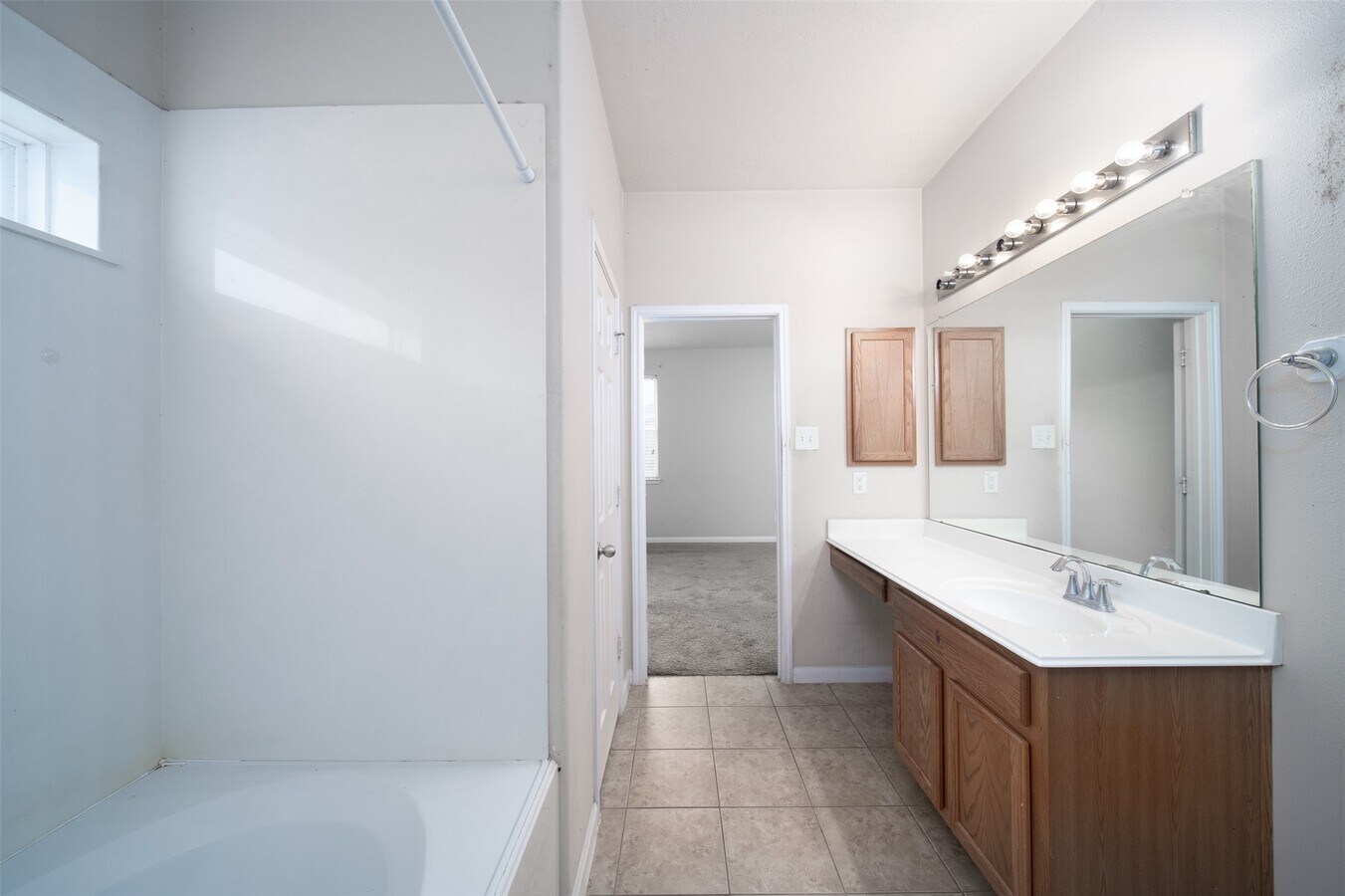 Photo - 19543 Otter Trail Ct