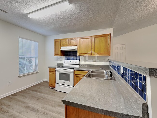 Photo - 110 Berwyn Ct