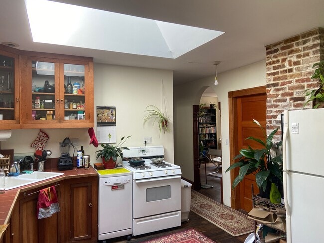 Photo - 28 Speridakis Ter Unit 3