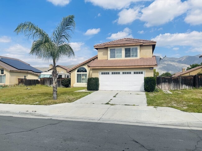 Building Photo - 1439 Avena Way
