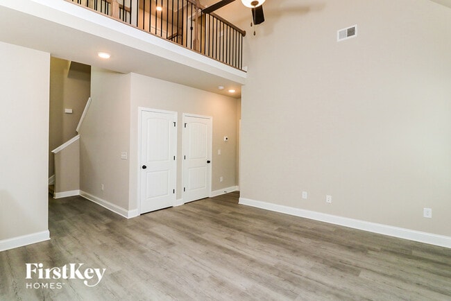 Photo - 145 Cranbrooke Dr