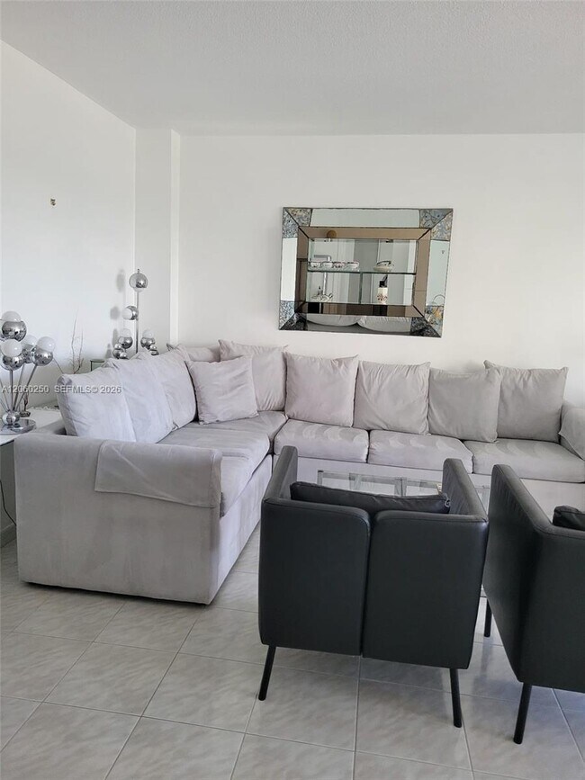 Photo - 220 Kings Point Dr Unit 606