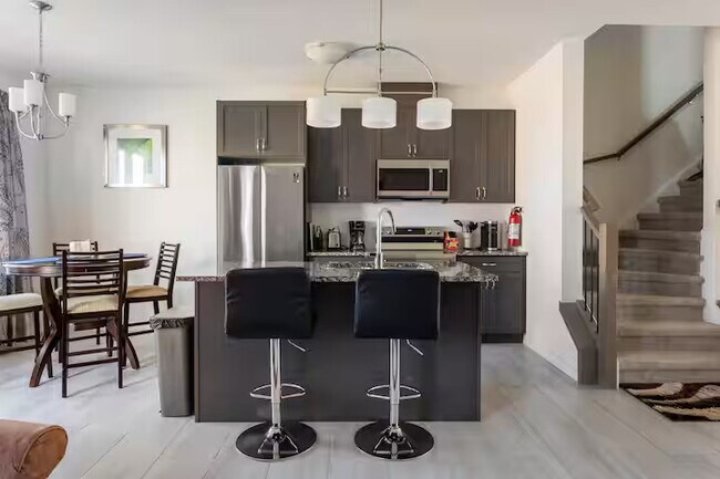 Photo - North West Hyde Park 3 Bdrm Townhome!   AVAIL March 1 * Garage