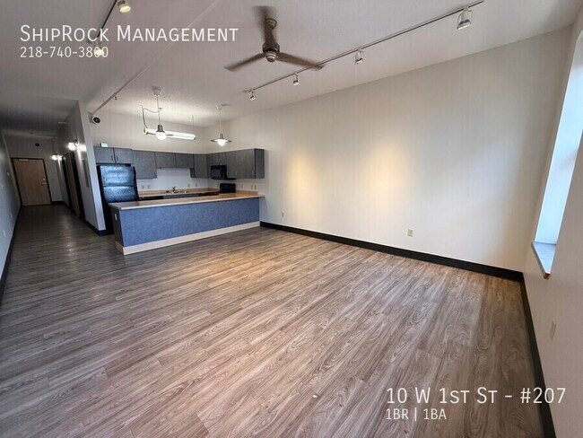 Photo - 10 W 1st St Unit #207