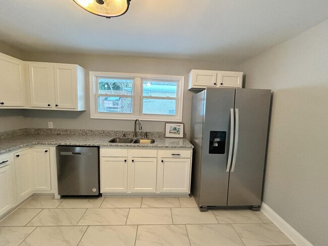 Photo - 354 Berry St