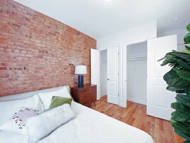 Photo - Furnished room/NOT APARTMENT Unit 1