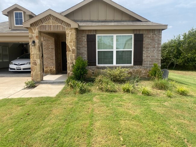 Building Photo - 1708 Village Creek Ln Rental