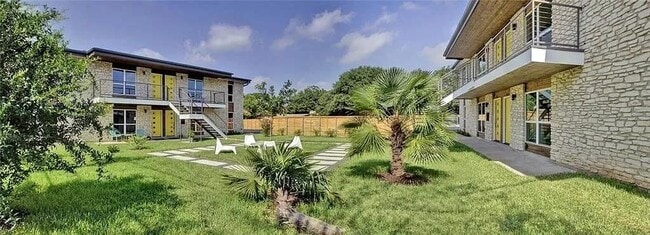 Photo - 8603 Putnam Dr Unit 201