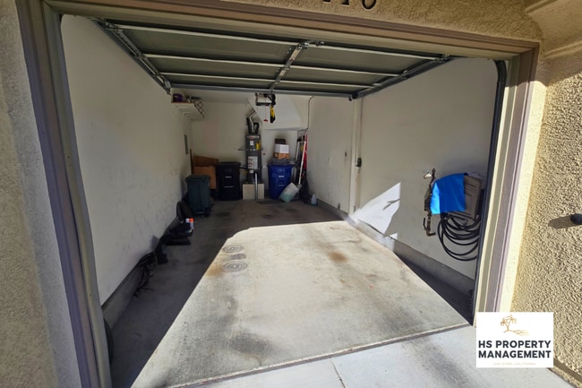 Photo - 425 S Meadowbrook Dr