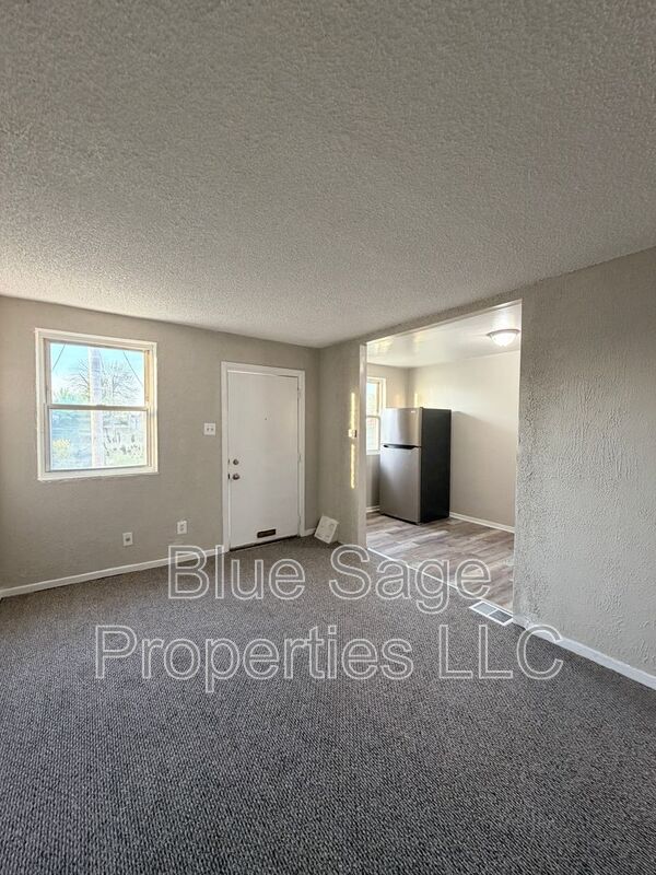 Photo - 1037 Laurel Rd