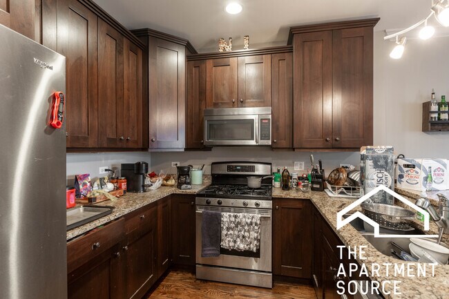 Photo - 1136 W Diversey Pky Unit 3