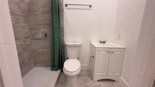 Photo - 17614 SW 134th Pl Unidad B
