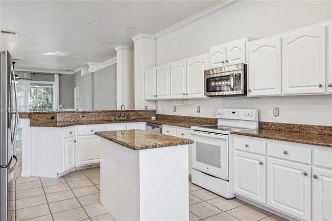 Photo - 132 Golf Aire Blvd