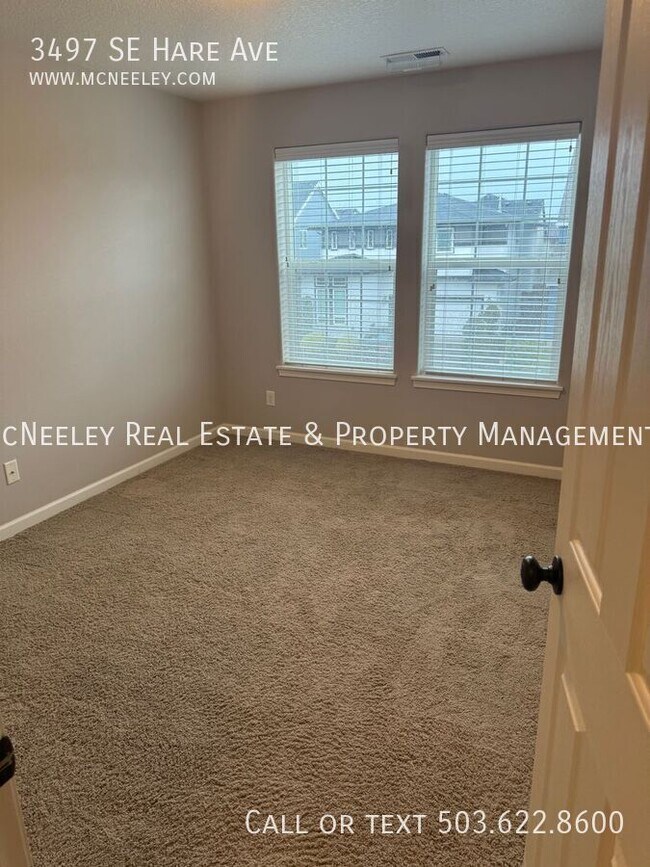 Photo - 3497 SE Hare Ave