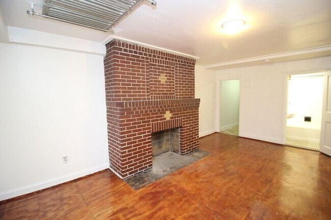 Photo - 1224 St Paul St