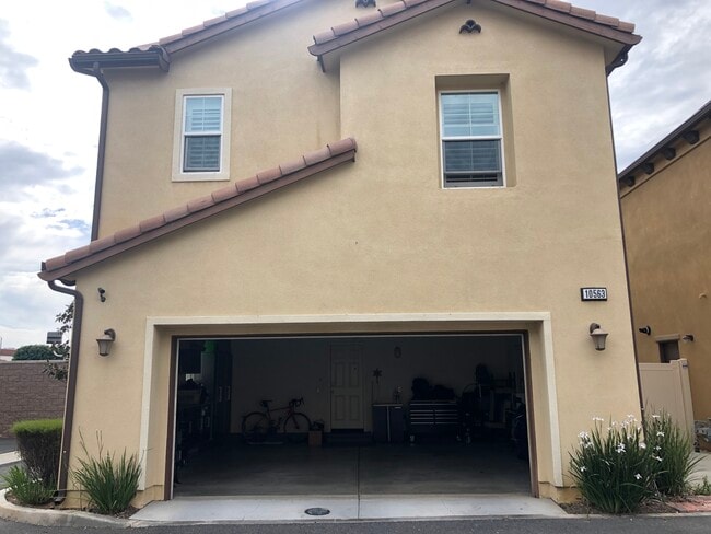 Photo - 10563 Mandevilla Ct