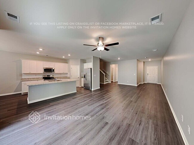 125 Webster Cir
